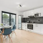 Bright & Comfy Studios Krosnienska Poznan With Balcony By Renters